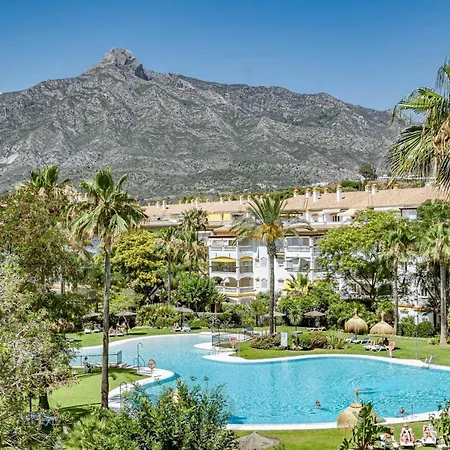 Beautiful In La Dama De Noche Right Beside The Golf Course Μαρμπέλλα